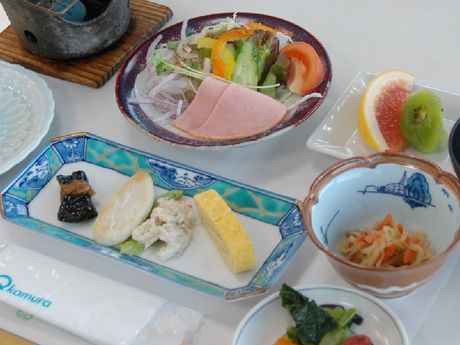 朝食