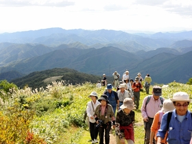 「絶景」を求めて!ゆっくり吾妻山登山