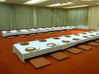 宴会場(120名収容)