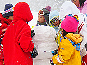 雪遊び