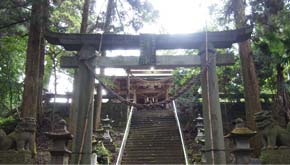 色見熊野座神社