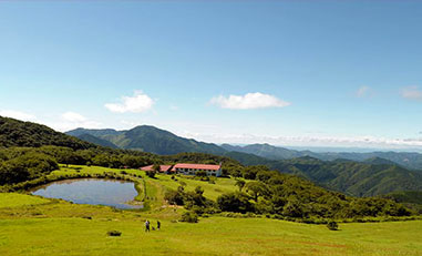 吾妻山ロッジ