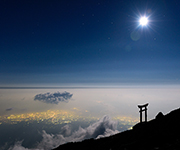 天空の鳥居／鈴木　克哉