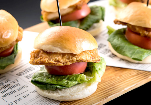 料理長イチオシメニュー 山賊バーガー