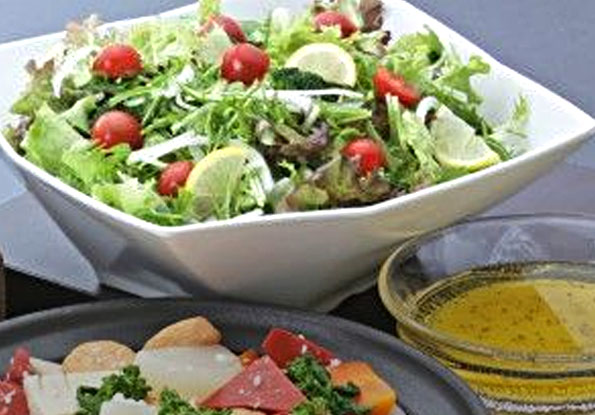 地元野菜のサラダ 塩麹ドレッシング