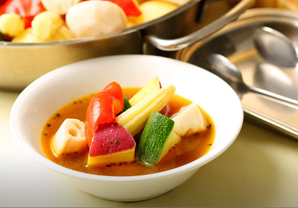 料理長イチオシメニュー ゴロゴロ野菜が美味しいスープカレー