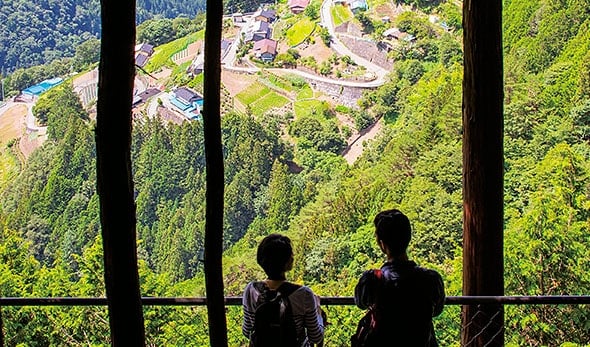 画像:「下栗の里」を訪ねる秘境の村遠山郷