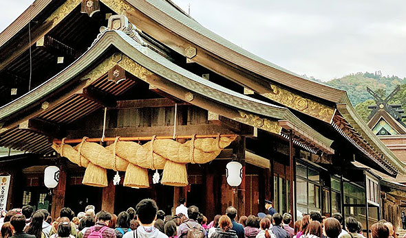 八百万の神々が集う神在月 出雲大社参拝縁結びツアー