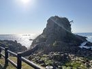 越前海岸から突き出る矛「鉾島」