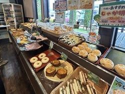 地元スタッフおすすめ！人気のパン屋さん