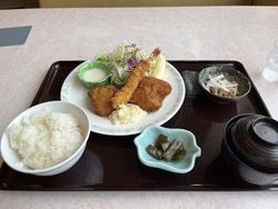 港町レストラン鮮（せん）