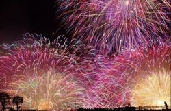 夏の夜を彩る「御所湖まつり」へ出かけませんか