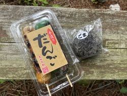 小腹が空いたときに・・・峠のおやき「なかざわ」