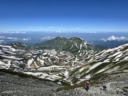北アルプスが夏山登山シーズンを迎えました！
