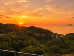 瀬戸内海を彩る夕焼けの絶景