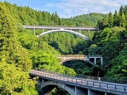 日本唯一「宮下アーチ3兄（橋）弟」只見線