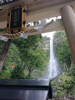 大迫力！！飛瀧神社の那智の大滝！
