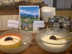 蒜山高原の名産品「蒜山ジャージー牛乳とヨーグルト」が食べ放題