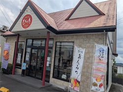 【お菓子の家もちのき】どら焼きとフルーツの「どらサンド」！