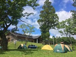 キャンプ場で奥大山の秋を満喫しませんか
