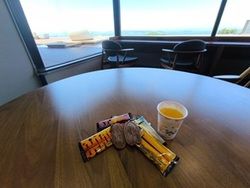 ​父母ヶ浜の魅力を感じるチョコレートパイ