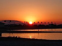 「恋人の聖地」「日本の夕陽百選」泉南マーブルビーチ