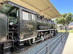 蒸気機関車のある公園