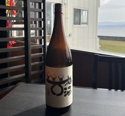 夕食と一緒に楽しむ鹿児島の梅酒
