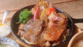 海、潮風と絶品お肉！