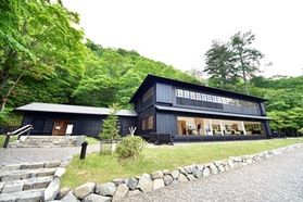 大使館までの路線バス運行が始まります。