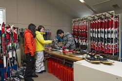 レンタルスキーのお知らせとスキー場情報