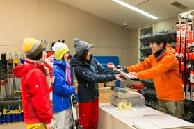 スキーレンタルコーナー営業中です!