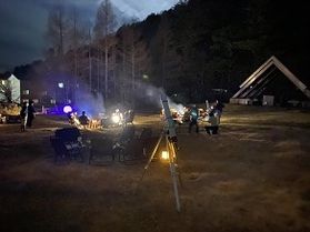焚き火を囲んで!