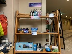 売店の新しい仲間たち