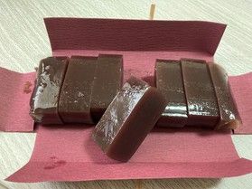 つるやの塩羊羹はいかが？