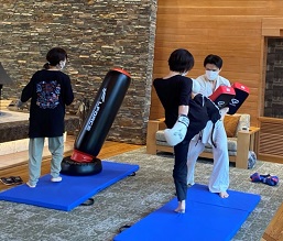 サンドバッグでボクササイズ＆ストレス解消