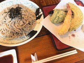 夕方もやってるお蕎麦屋さん