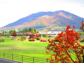 蒜山を歩こう!紅葉が見頃を迎えています。