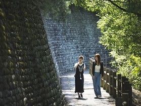 朝のお散歩で体を温めよう!