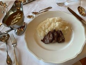 金谷ホテルへランチに行きました。