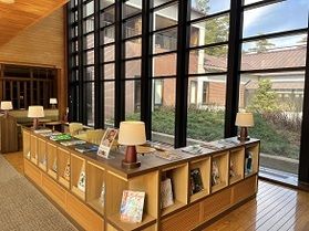 館内でゆったり…。ソナレのライブラリーのご案内