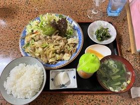 もりもり食べようたぬき食堂！！