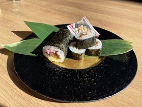 今日は節分！【東北東】を向いて恵方巻食べましょう！