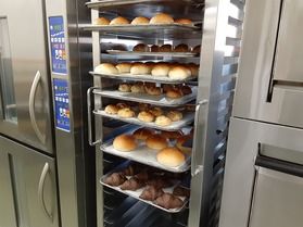 網張ベーカーリーどうぞ