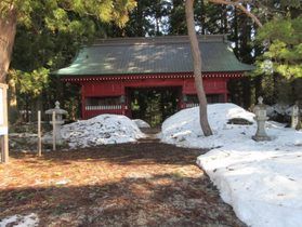 出羽三山神社 ”随神門”