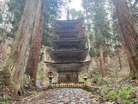 2月20日現在の国宝羽黒山五重塔
