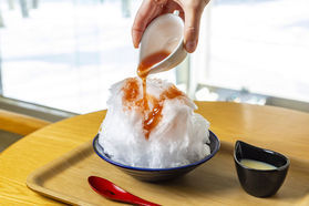 天然氷のかき氷はいかがでしょうか