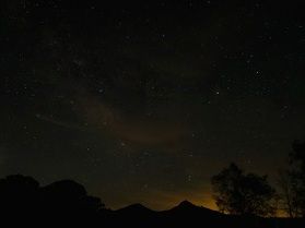 夏の天の川を見よう。