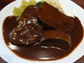 老舗の洋食屋さんがリニューアルオープン‼絶品、タンシチュー♩