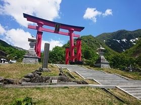 【出羽三山観光に便利】つるおか観光ライナー運行開始!